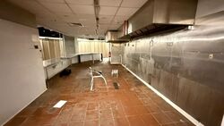 Ngee Ann City (D9), Retail #573436121